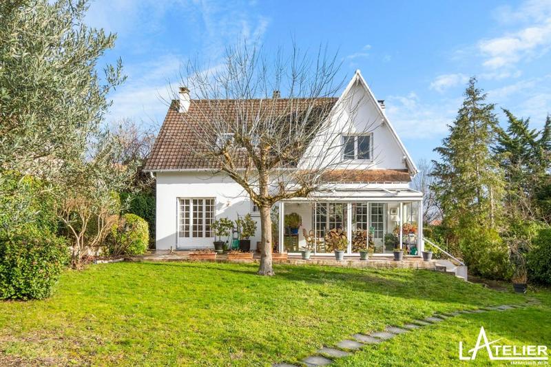 Maison - 130 m² - 6 pièces