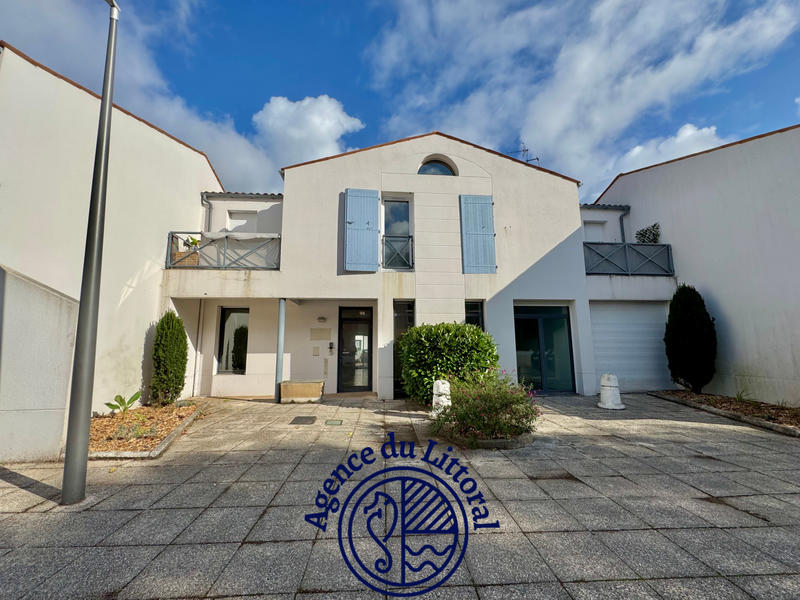 Appartement - 140 m² - 6 pièces