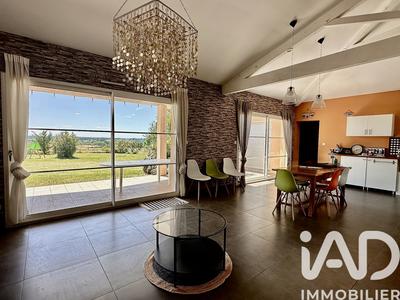 Maison - 226 m² - 7 pièces