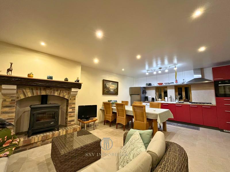 Propriété - 363 m² - 15 pièces