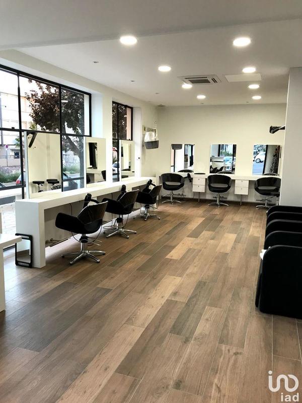 Local commercial - 84 m²