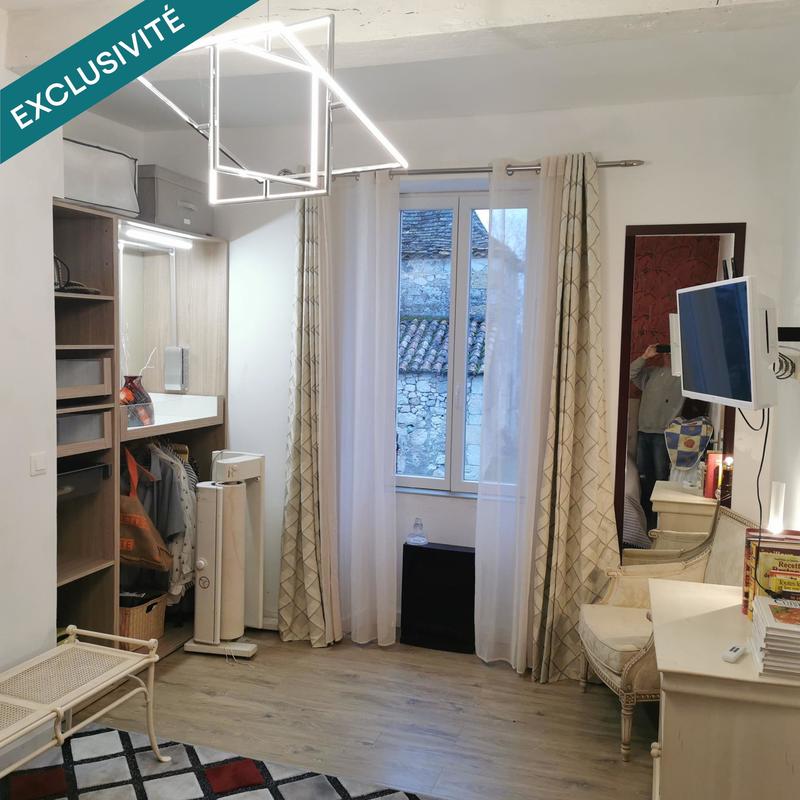 Maison - 244 m² - 5 pièces