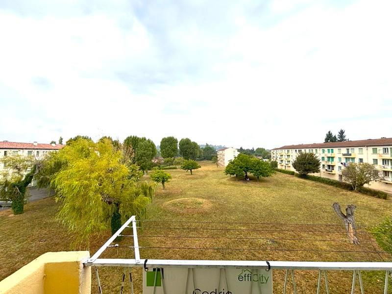 Appartement - 60 m² - 4 pièces