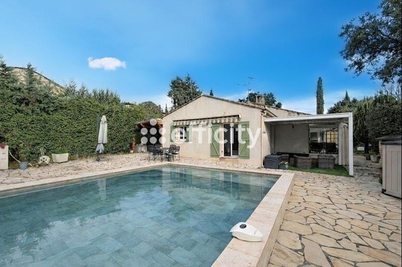 Villa - 187 m² - 5 pièces