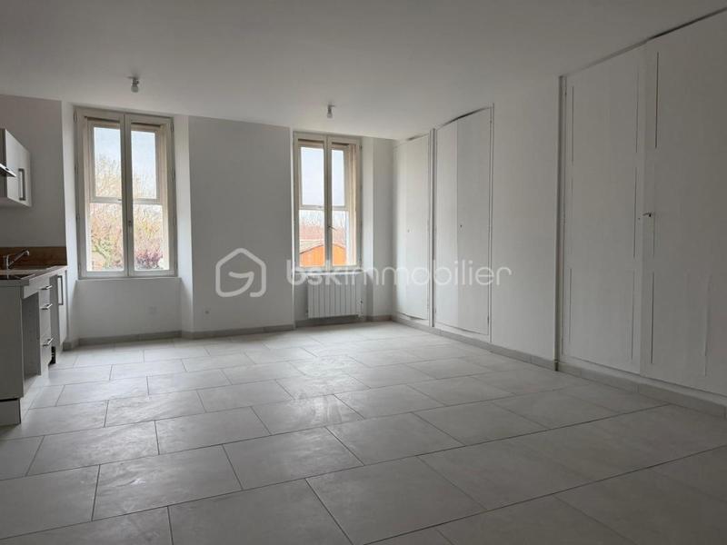 Appartement - 80 m² - 4 pièces