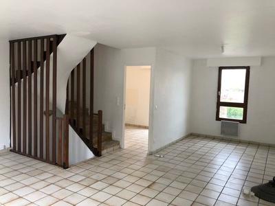 Maison - 88 m² - 4 pièces