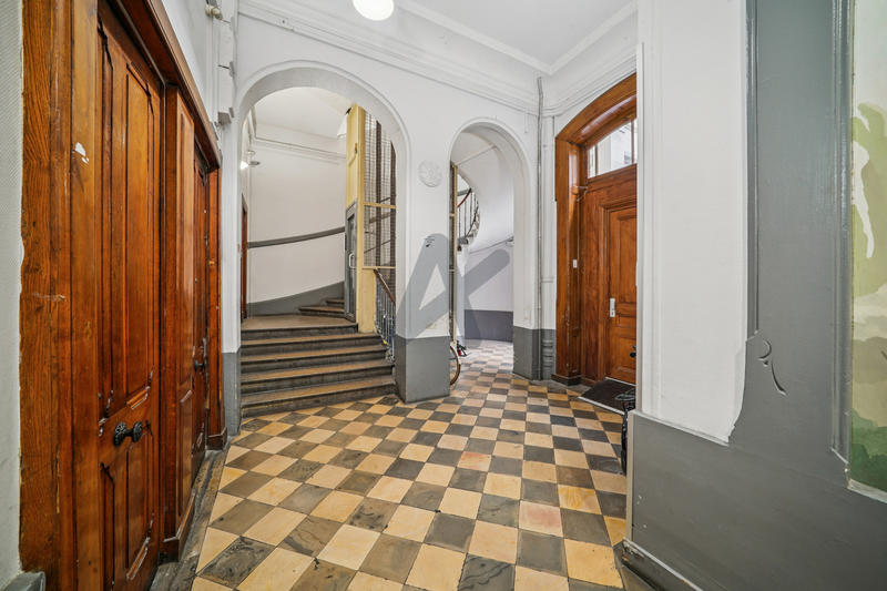 Appartement - 155 m² - 5 pièces