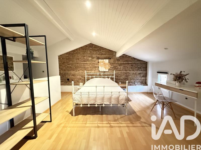 Maison - 179 m² - 5 pièces