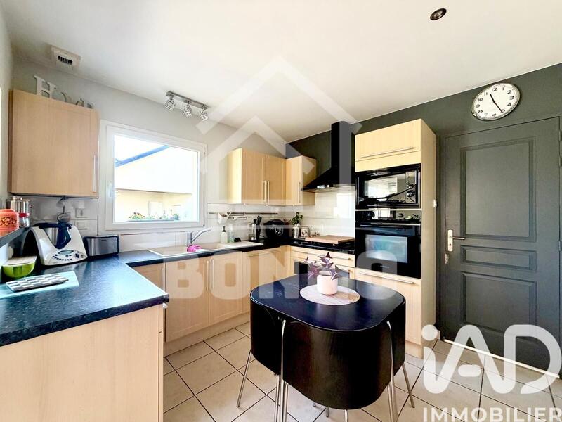 Maison - 142 m² - 6 pièces