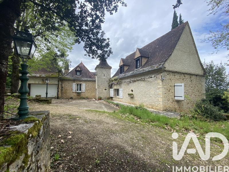 Maison - 138 m² - 2 pièces