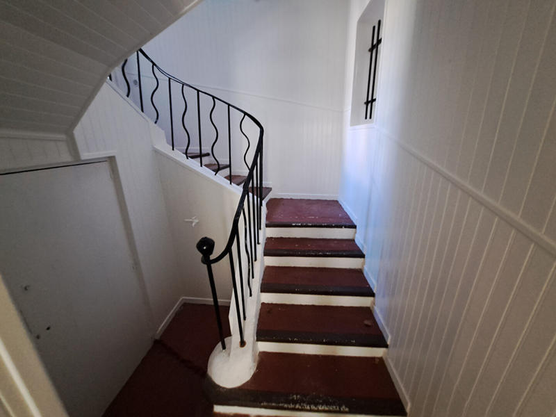 Maison - 230 m² - 10 pièces