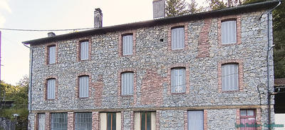 Immeuble - 243 m² - 15 pièces