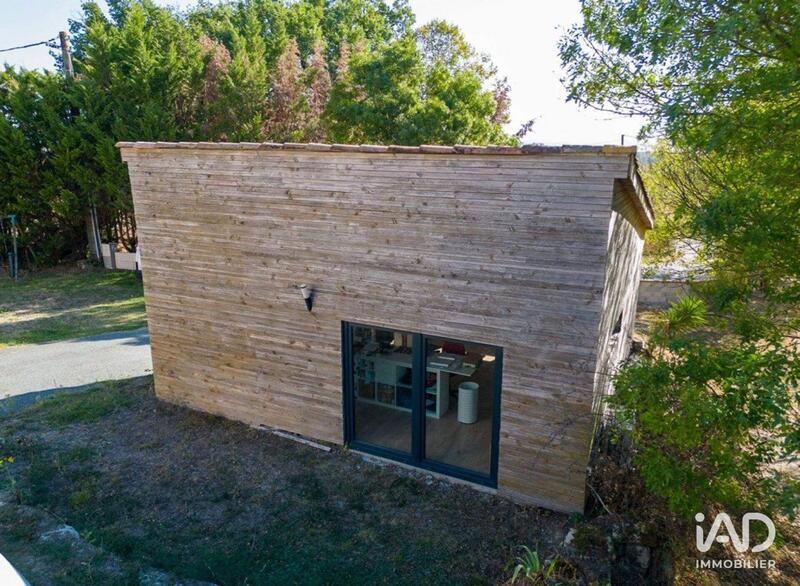 Maison - 545 m² - 12 pièces