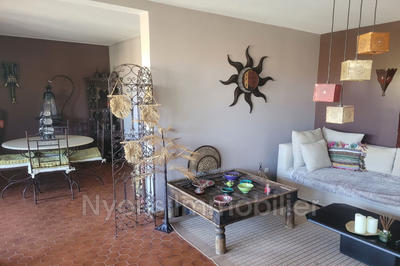 Appartement - 75 m² - 3 pièces