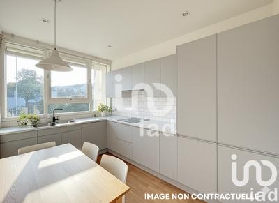 Maison - 76 m² - 4 pièces