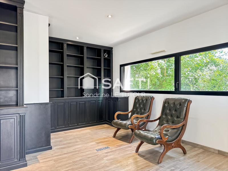 Maison - 285 m² - 7 pièces