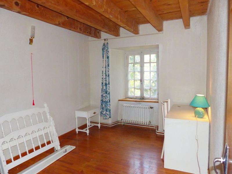 Maison - 220 m² - 8 pièces