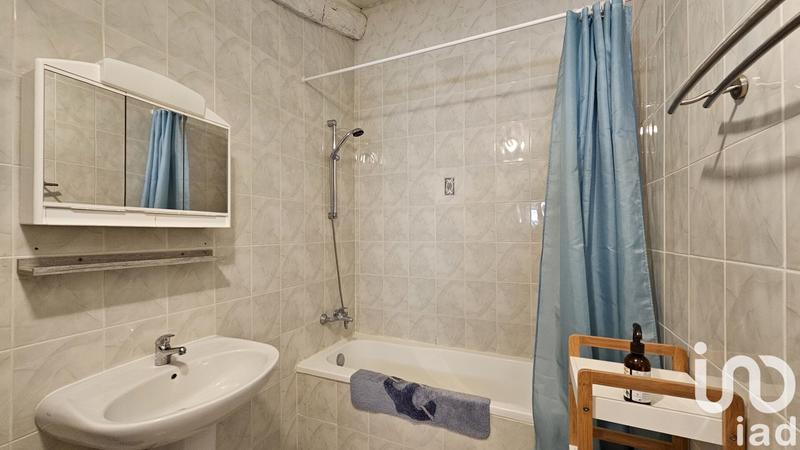 Maison - 338 m² - 6 pièces