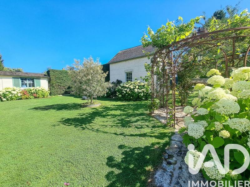 Maison - 213 m² - 7 pièces