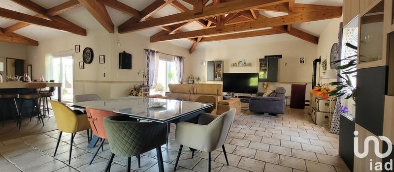 Maison - 205 m² - 8 pièces