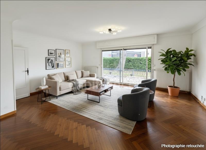 Local commercial - 106 m² - 5 pièces