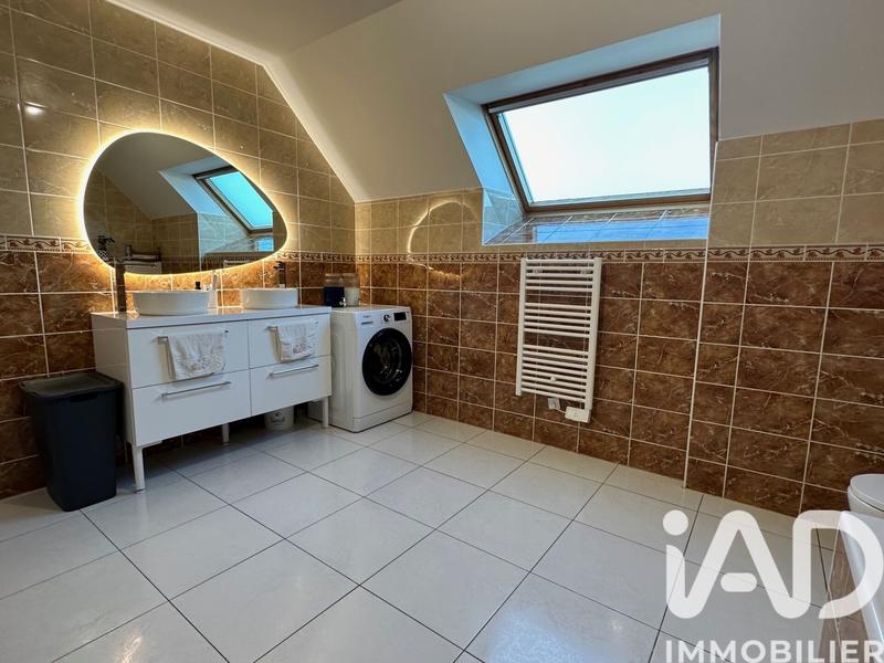 Maison - 160 m² - 7 pièces