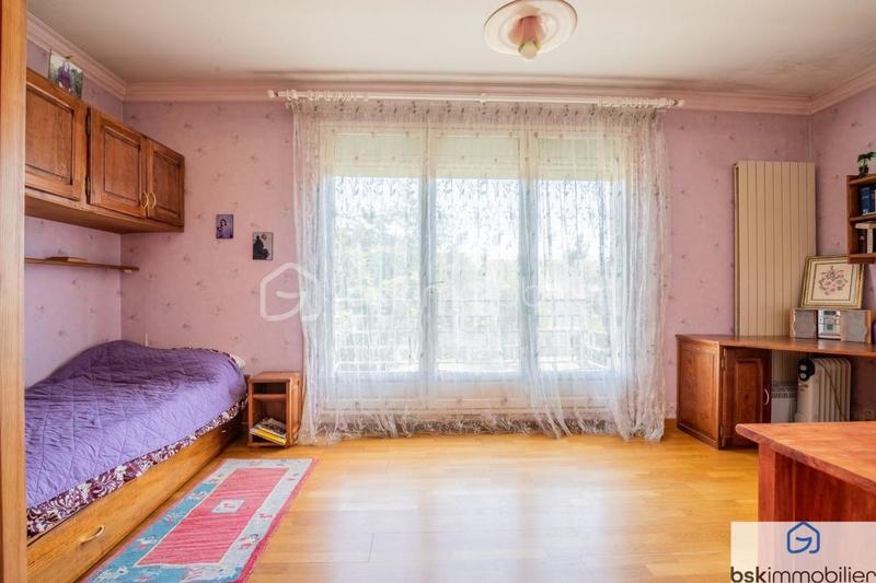 Maison - 320 m² - 10 pièces