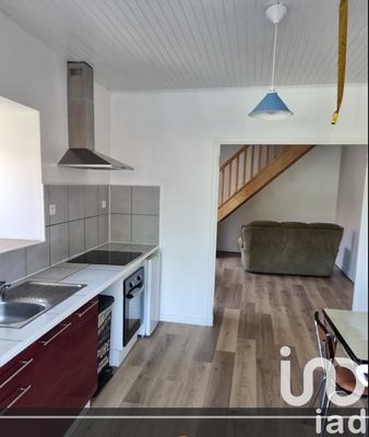 Maison - 215 m² - 12 pièces