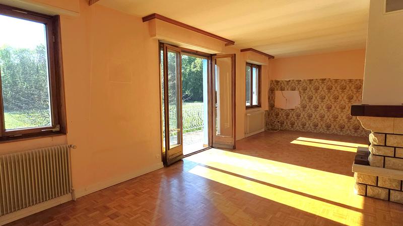Maison traditionnelle - 90 m² - 5 pièces