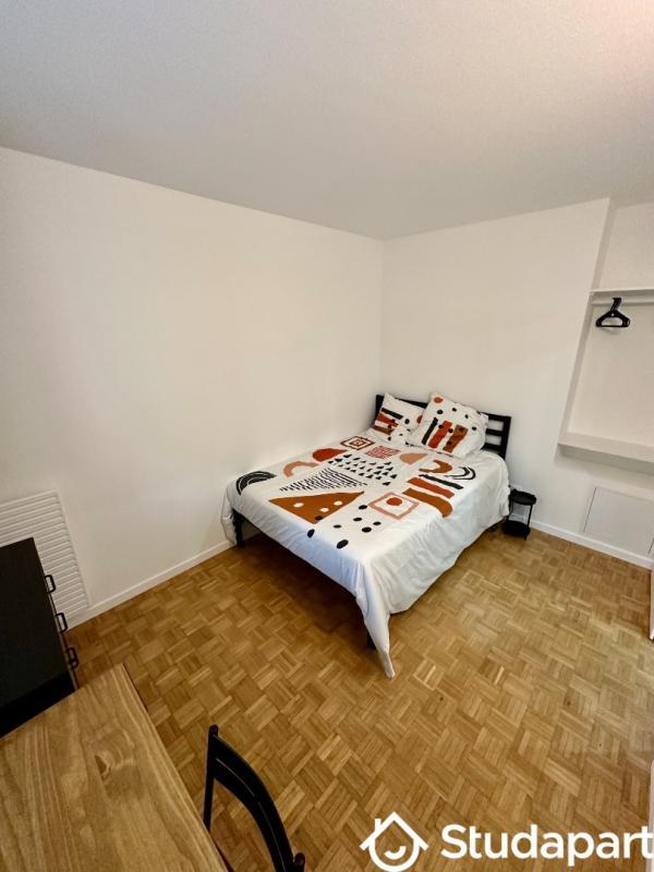 Chambre - 9 m² - 1 pièce
