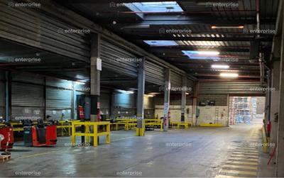 Entrepôt - 27 183 m²