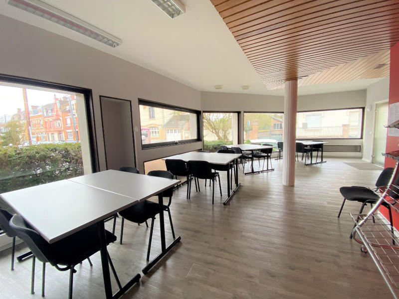 Appartement - 210 m² - 6 pièces