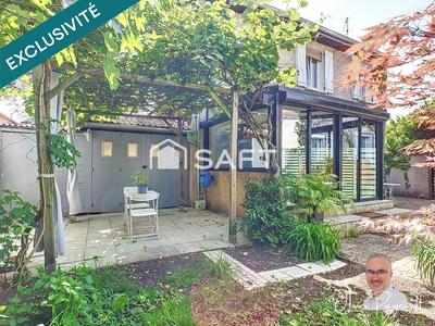 Maison - 97 m² - 5 pièces