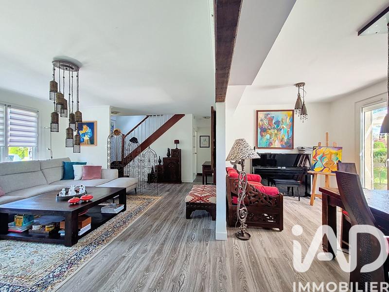 Maison - 132 m² - 6 pièces