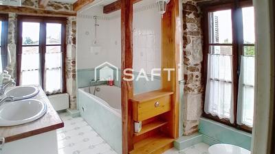 Maison - 177 m² - 6 pièces