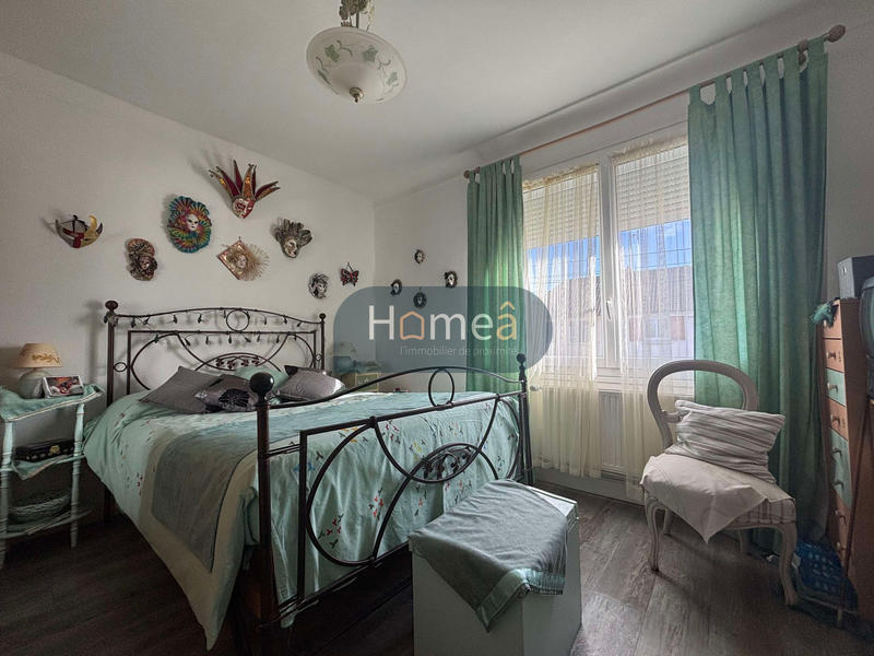 Maison - 93 m² - 4 pièces