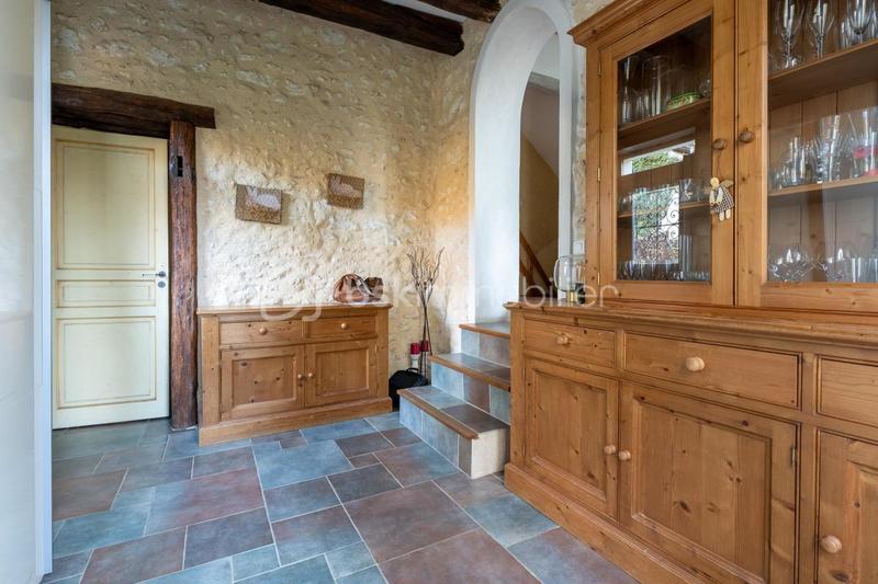 Maison en pierre - 125 m² - 6 pièces