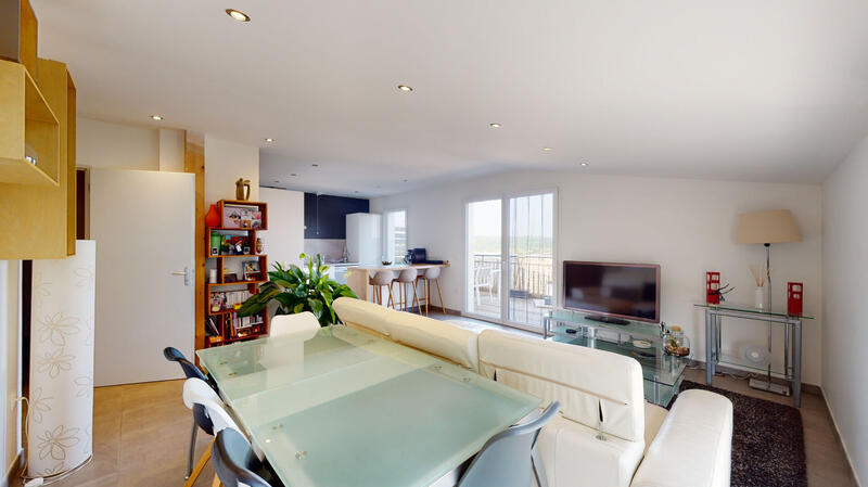 Appartement - 65 m² - 2 pièces