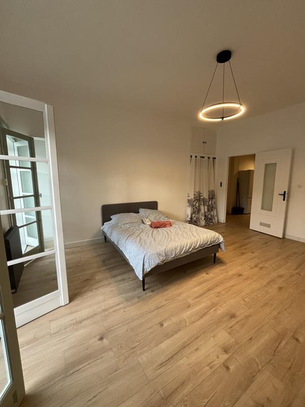 Appartement - 93 m² - 4 pièces