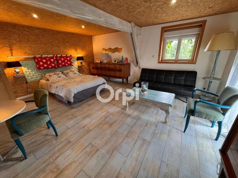 Maison - 338 m² - 6 pièces