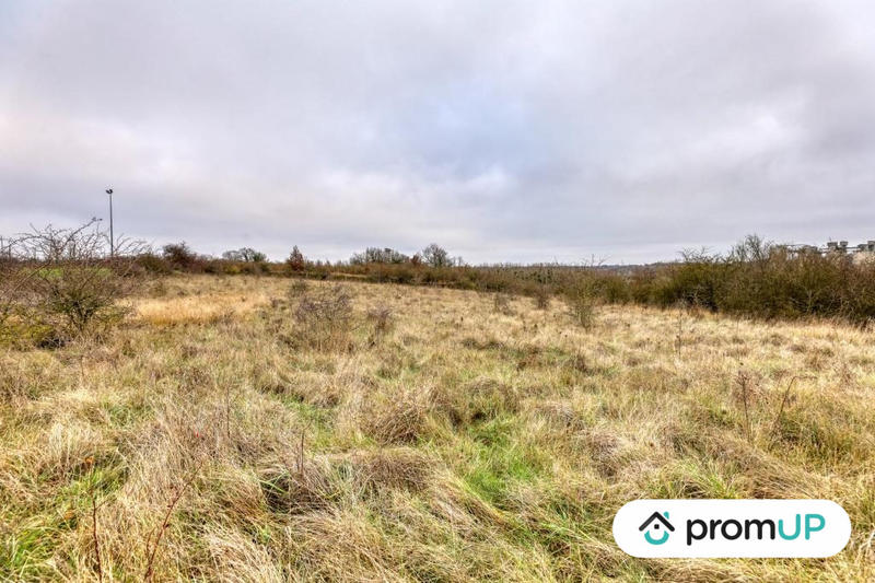 Terrain - 2 011 m²
