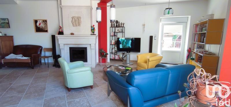 Maison - 270 m² - 9 pièces