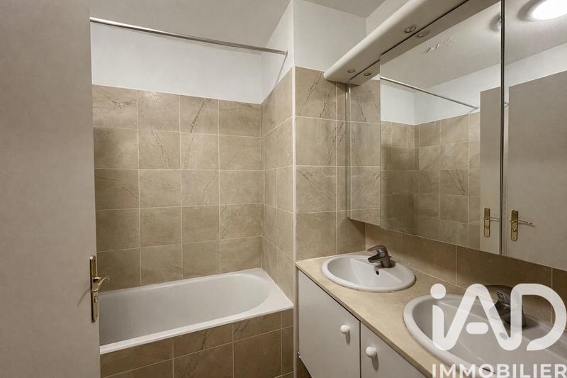 Appartement - 82 m² - 3 pièces