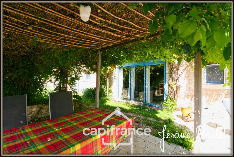 Maison en pierre - 181 m² - 6 pièces