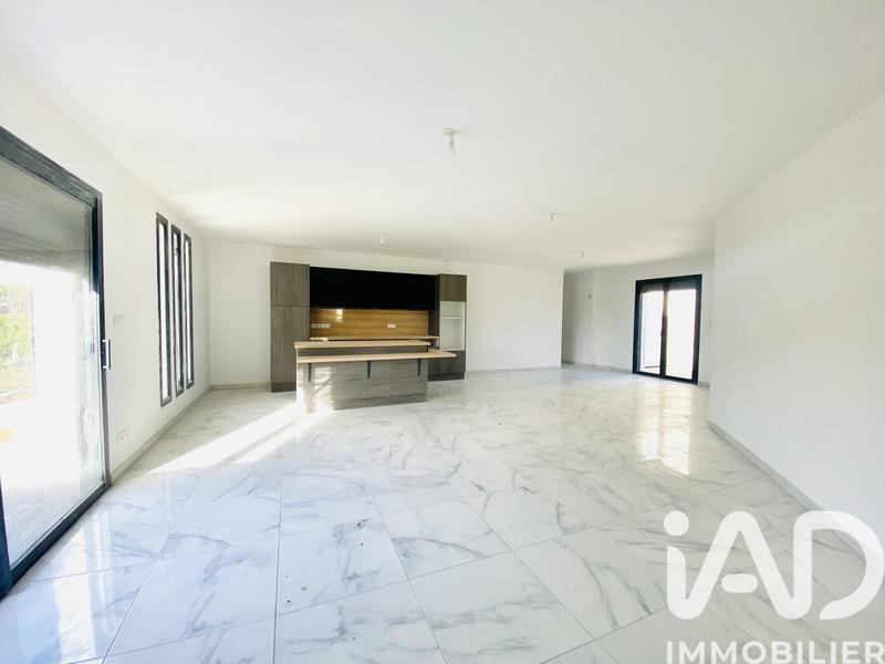 Maison - 108 m² - 4 pièces