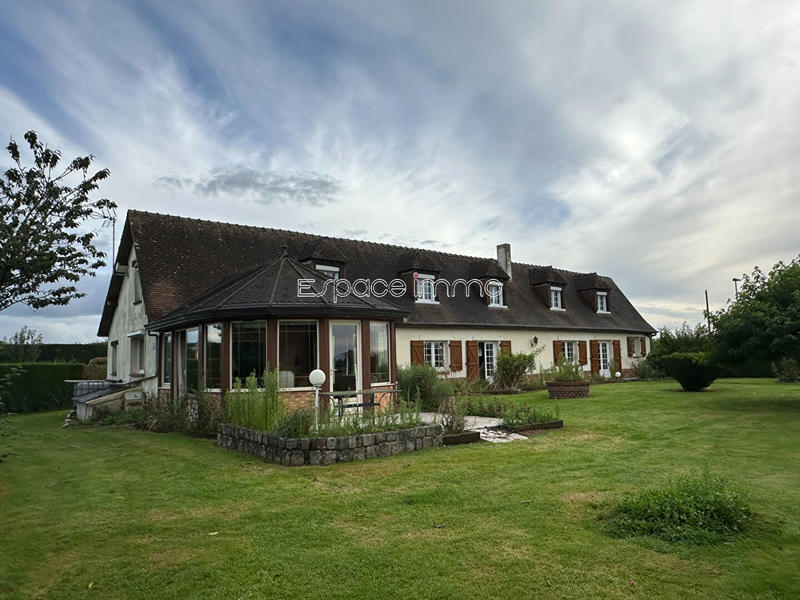 Maison - 213 m² - 7 pièces