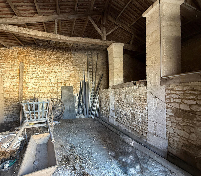 Maison - 250 m² - 5 pièces