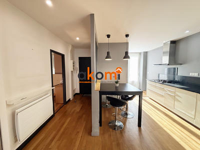 Appartement - 80 m² - 3 pièces