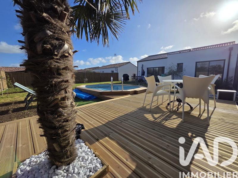 Maison - 95 m² - 4 pièces