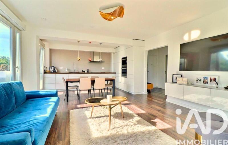 Appartement - 79 m² - 4 pièces